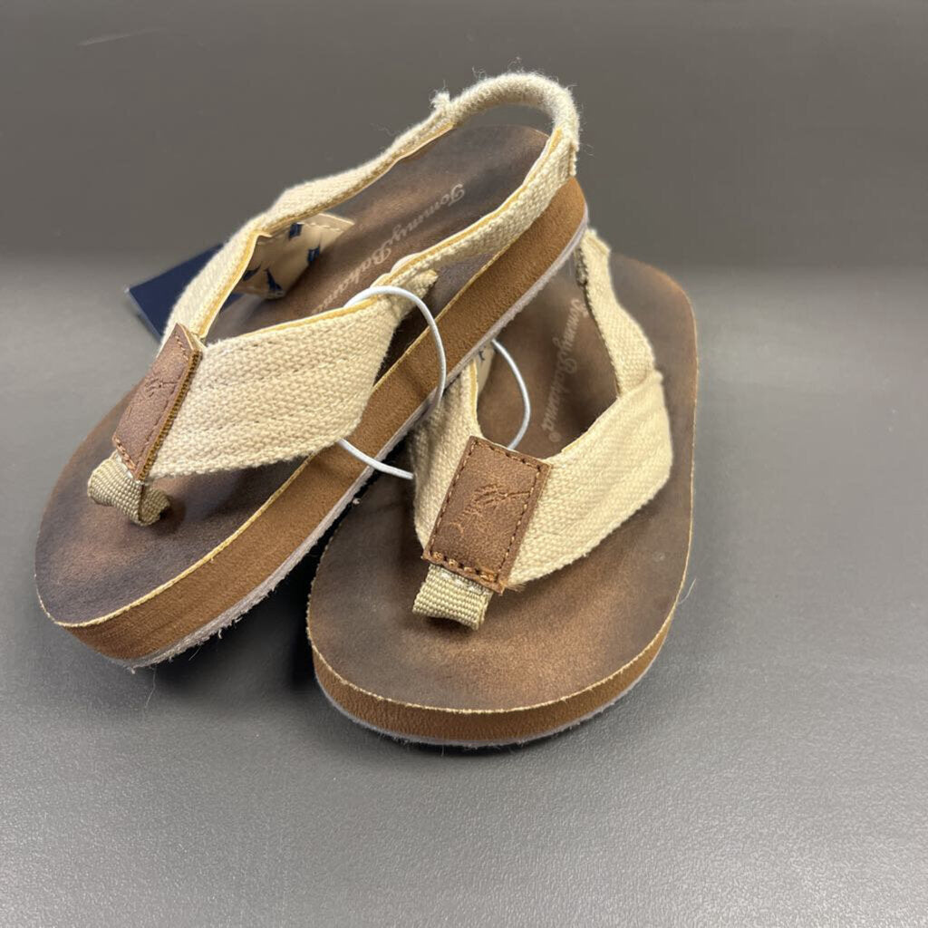 NWT Sandals