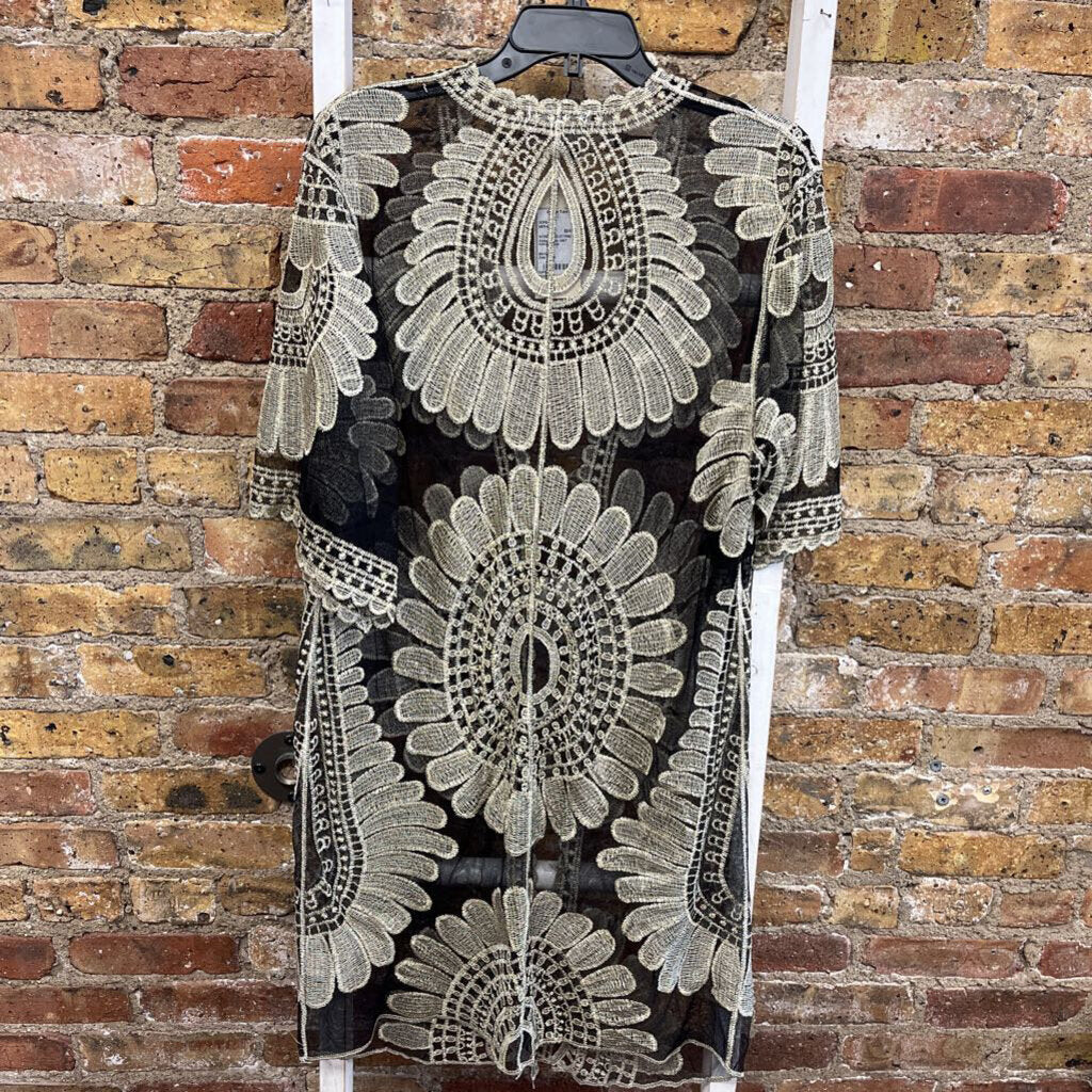 NWT Kimono Lace