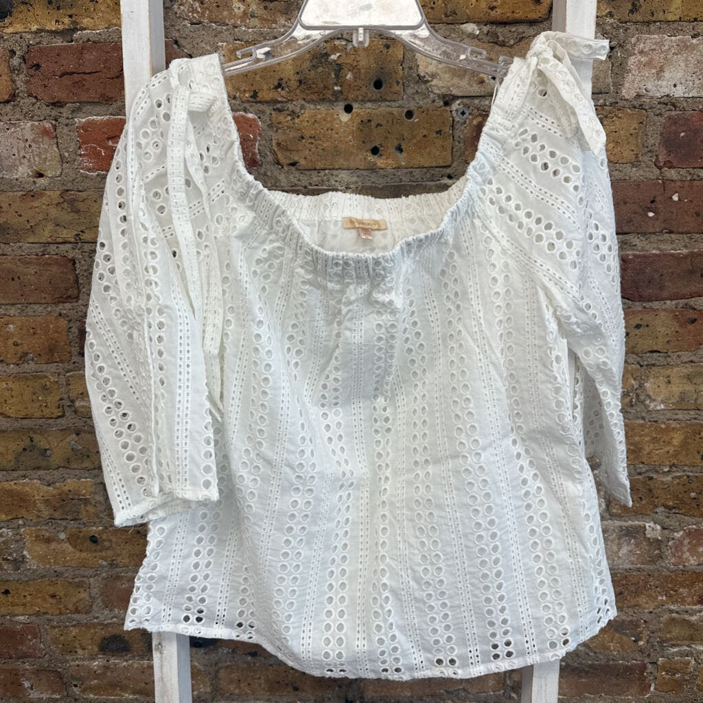 Top Off Shoulder Eyelet