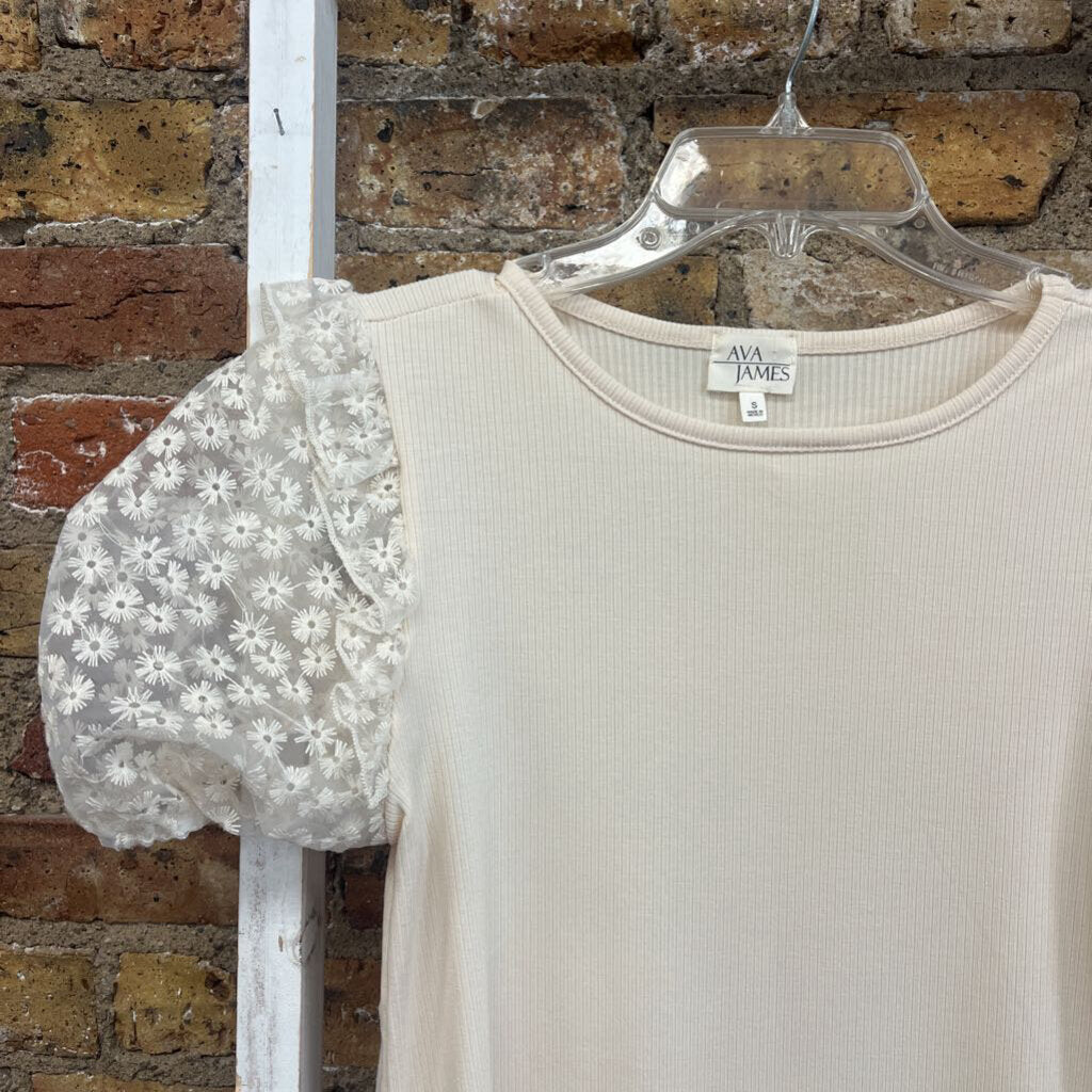 Top SS Ribbed Lace Slv