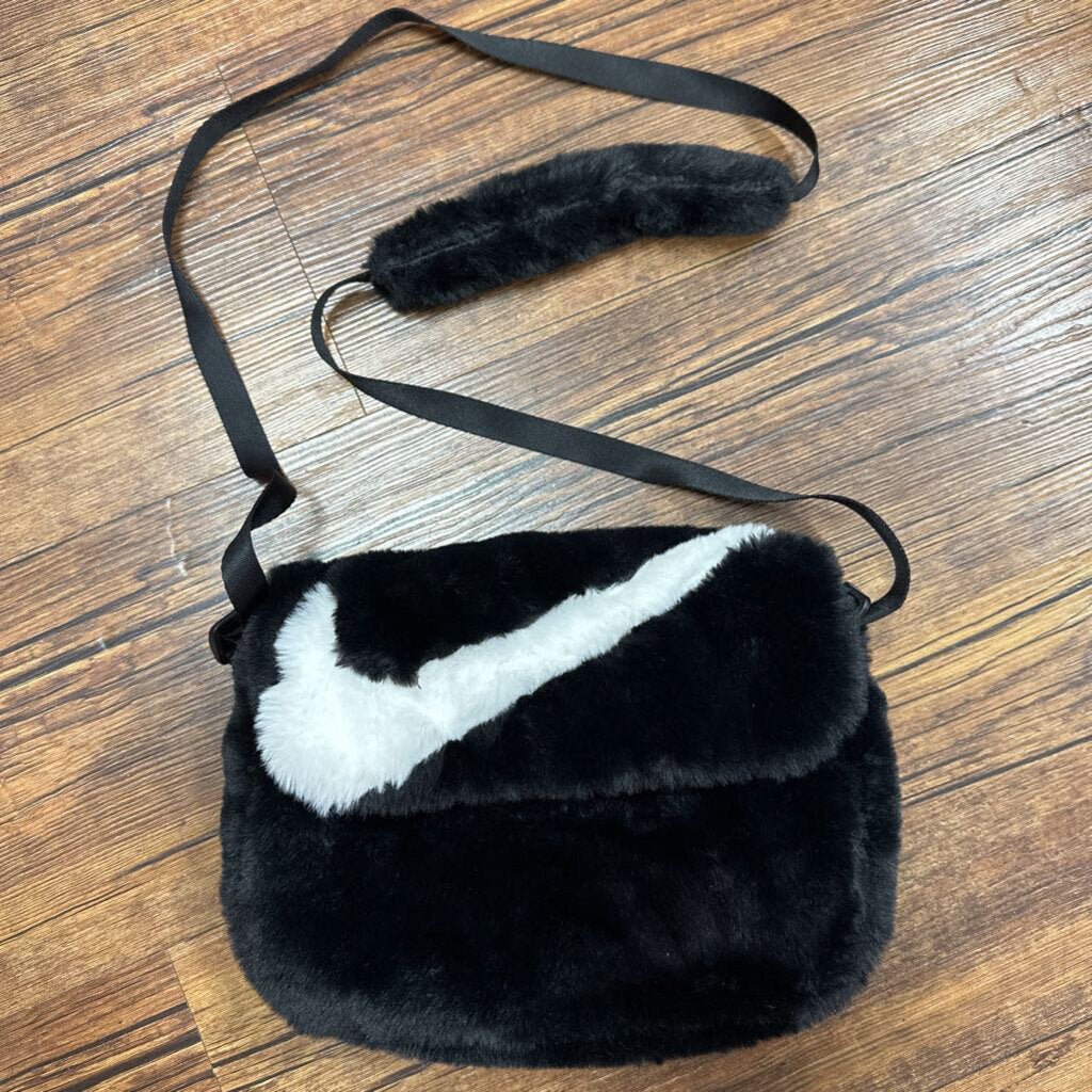 Crossbody Faux Fur
