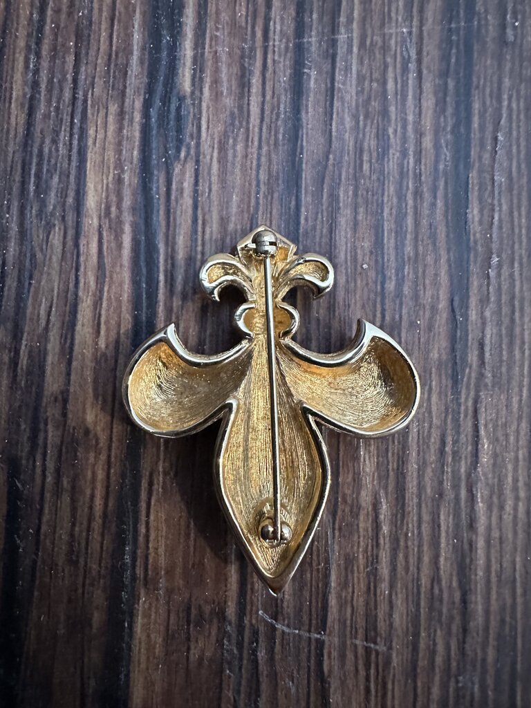 Fleur De Lis Pin