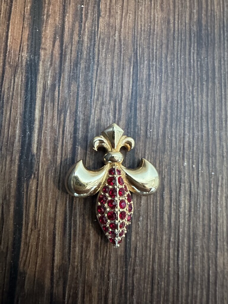 Fleur De Lis Pin