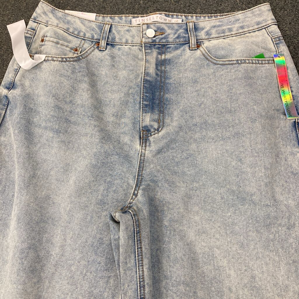 NWT Jeans Wide Leg Cuff