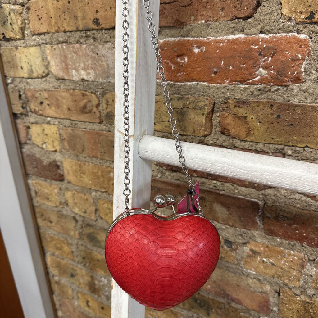 Heart Minaudiere Purse