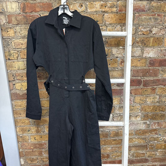 NWT Jumpsuit w/Belt