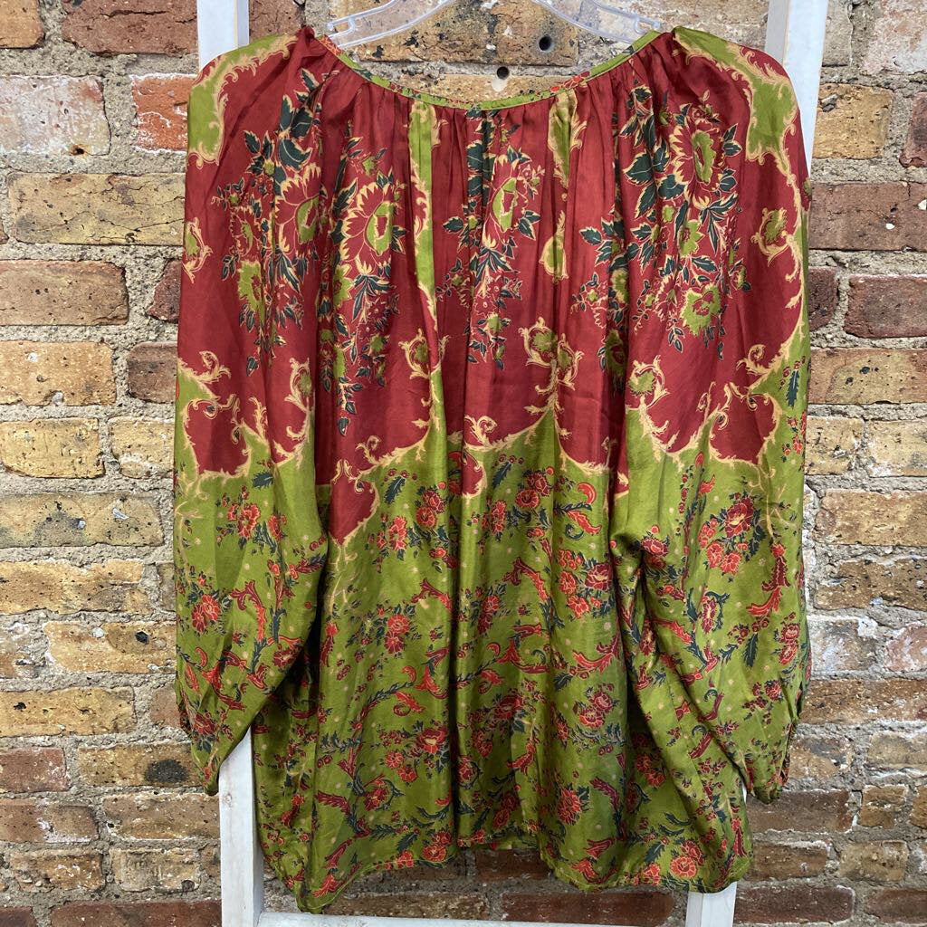 NWT Silk Blouse Patterned