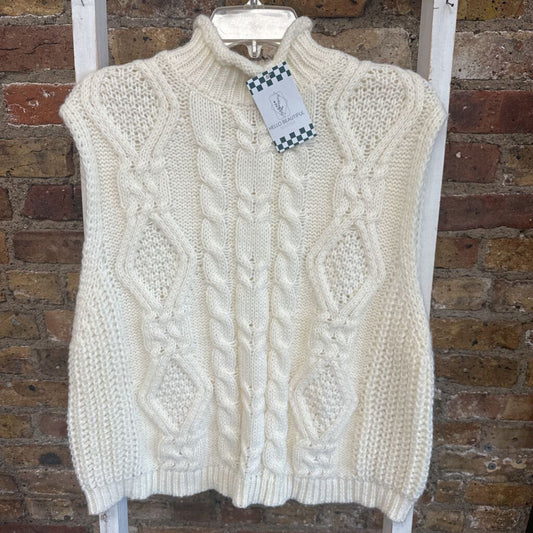 NWT Vest Sweater Cable Knit