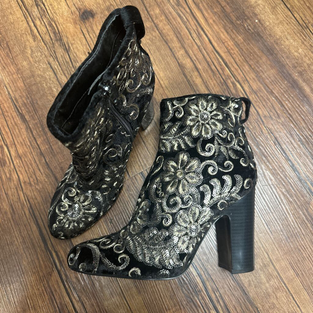 Nasian Sequin Boots