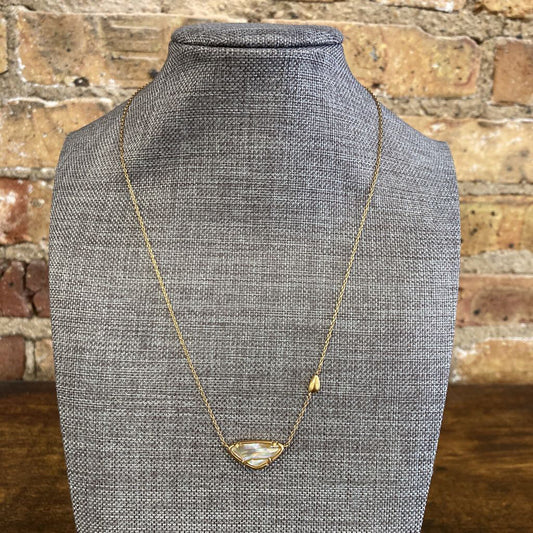 NWT Necklace
