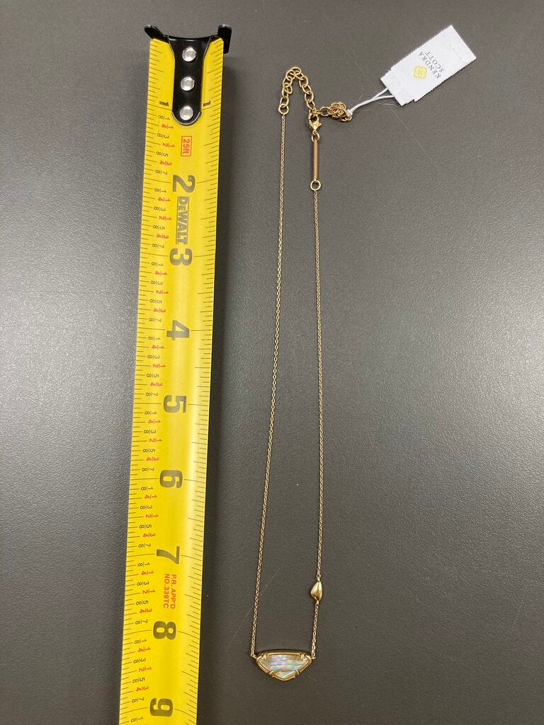 NWT Necklace