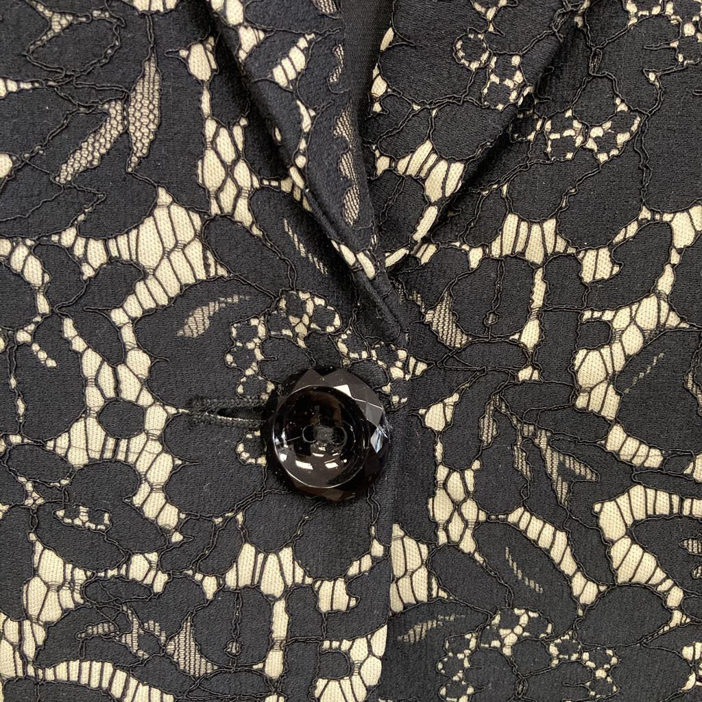 Jacket/Blazer Lace Detail