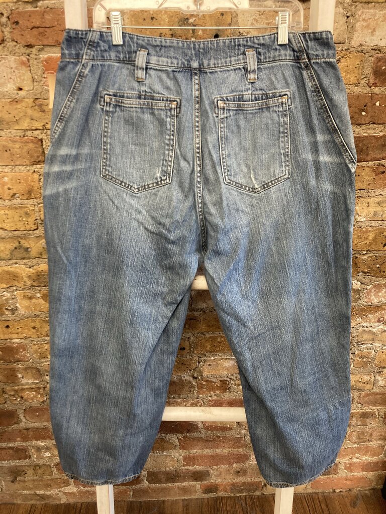 Barrel Leg Jeans Distressed