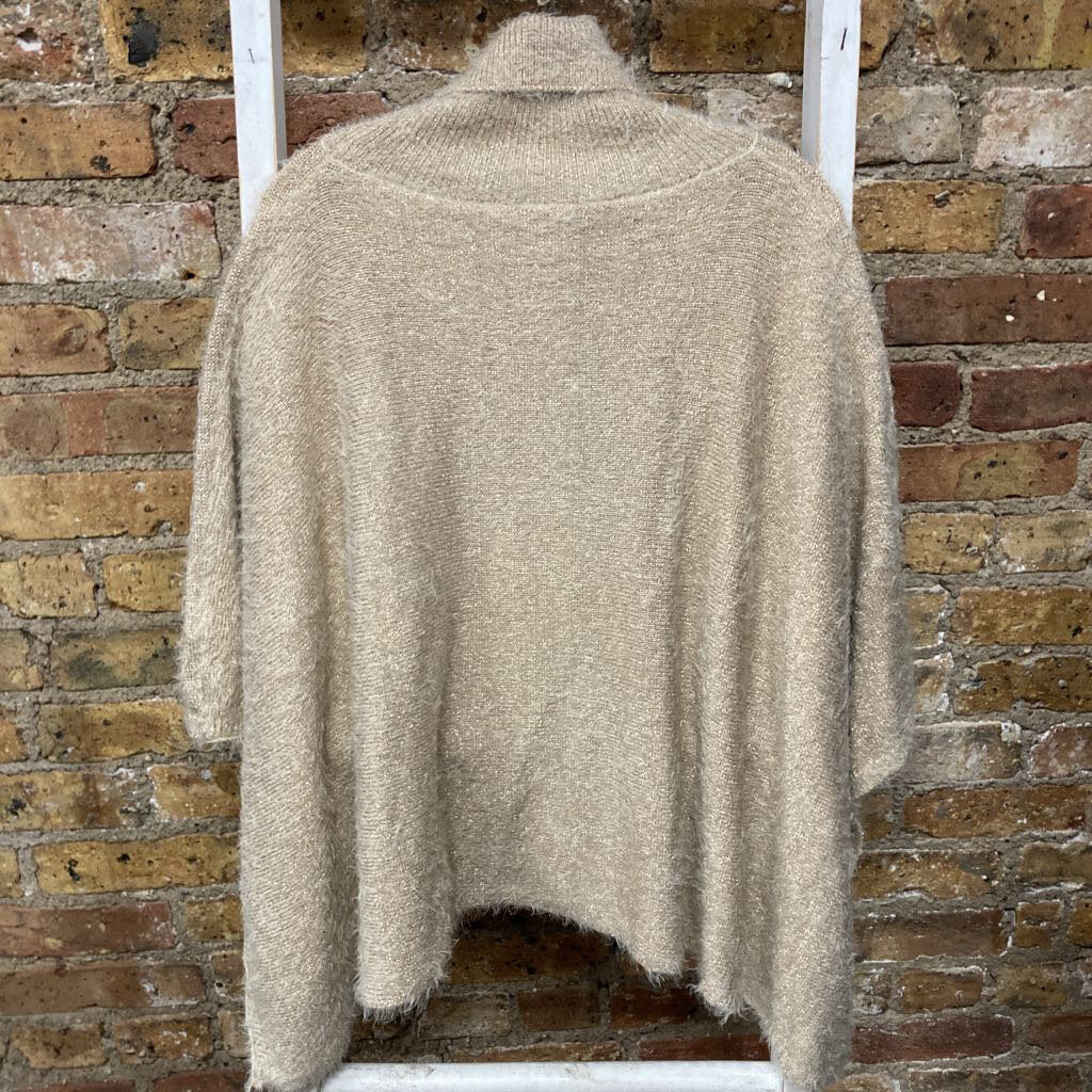 NWT Poncho Turtleneck Sparkle