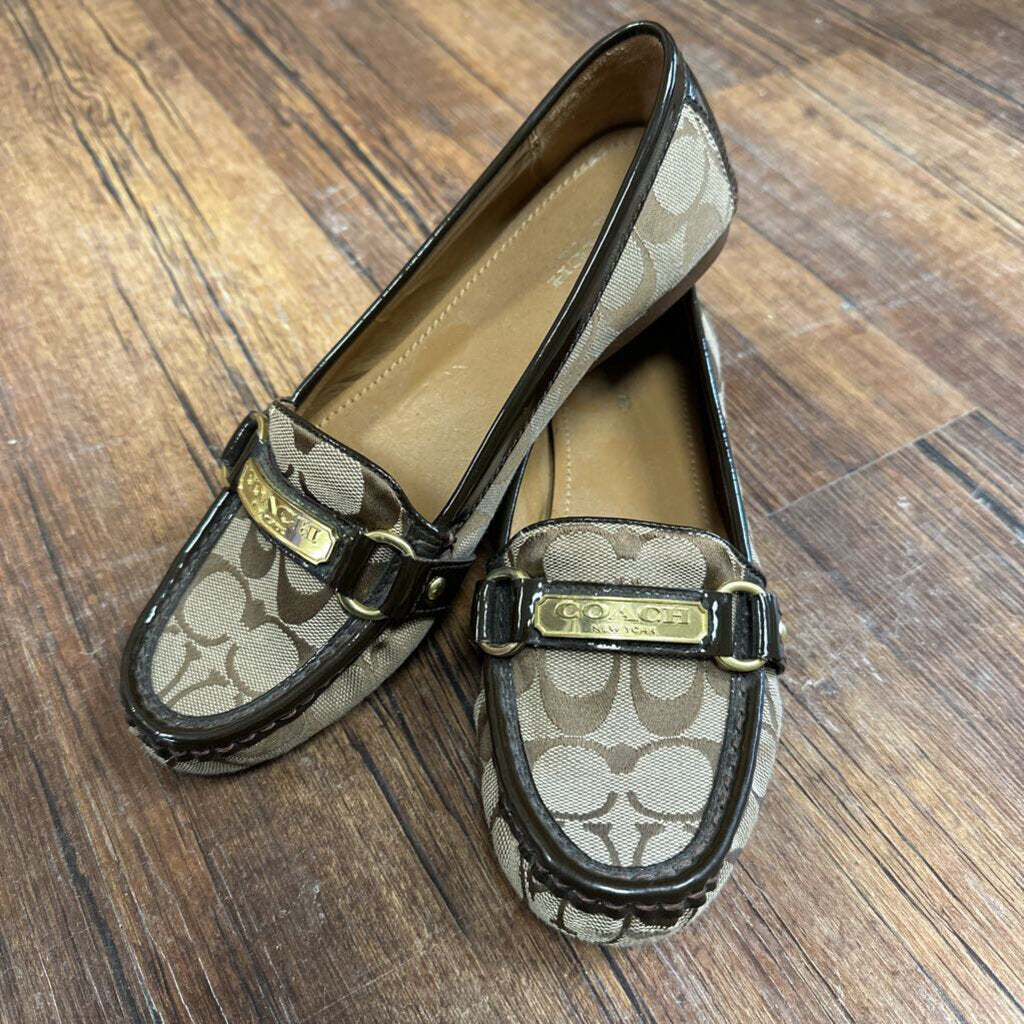 Loafers Monogram Print