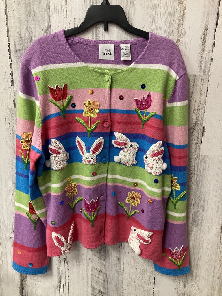 NWT Sweater bunnies/flowers