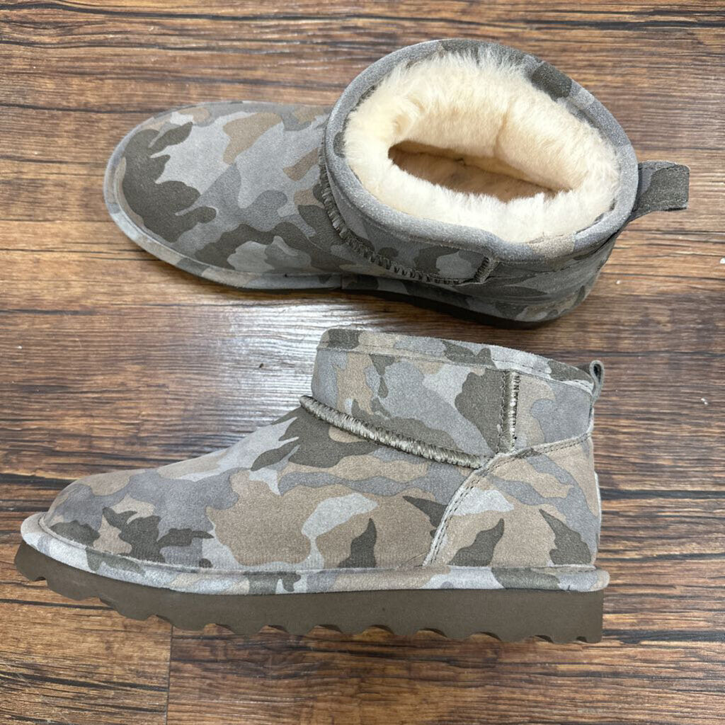 Camo Boots Short