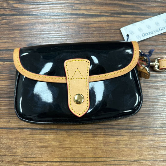 NWT Wristlet