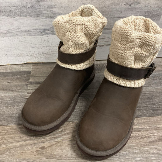 Sweater Boots