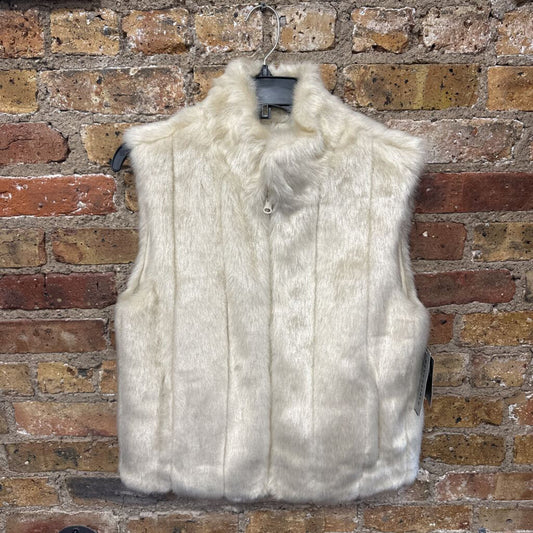 NWT Vest Faux Fur