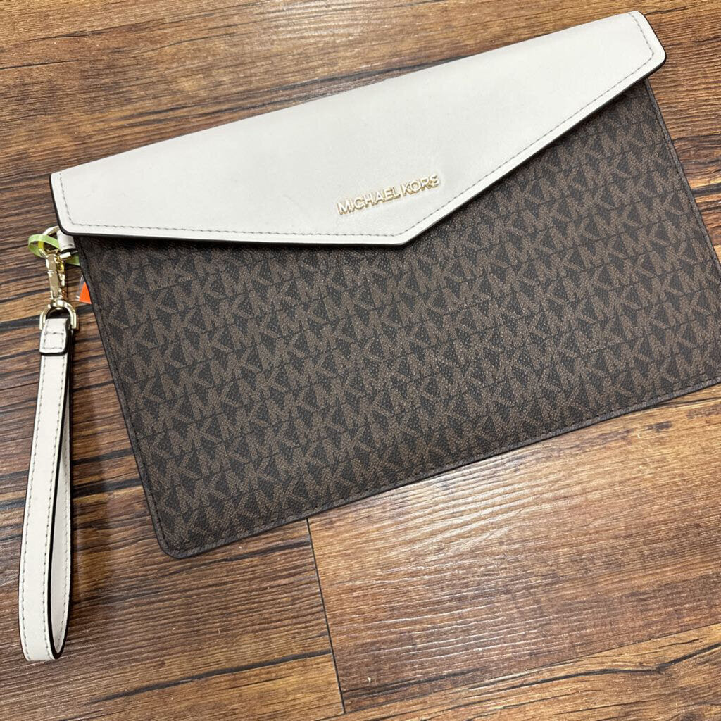 Logo Envelope Clasp Wristlet