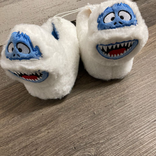 NWT Yeti Slippers