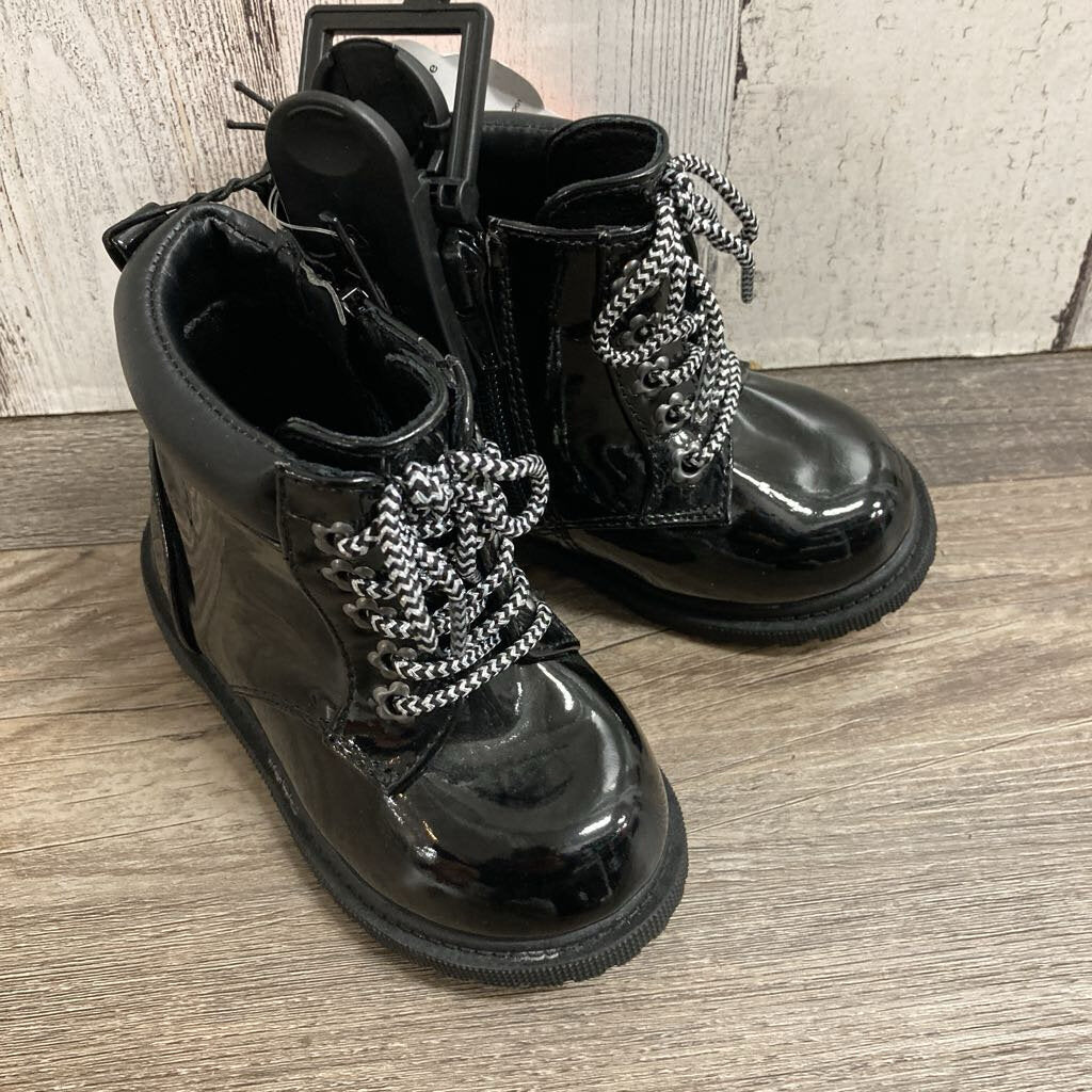 NWT Boots