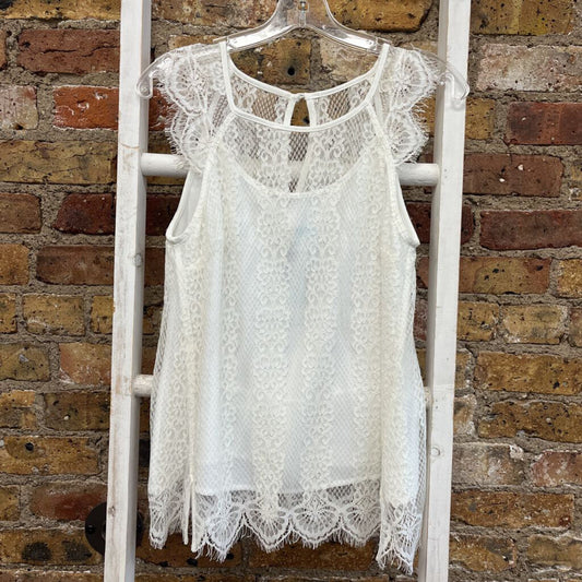 NWT Blouse Lace Cap Slv