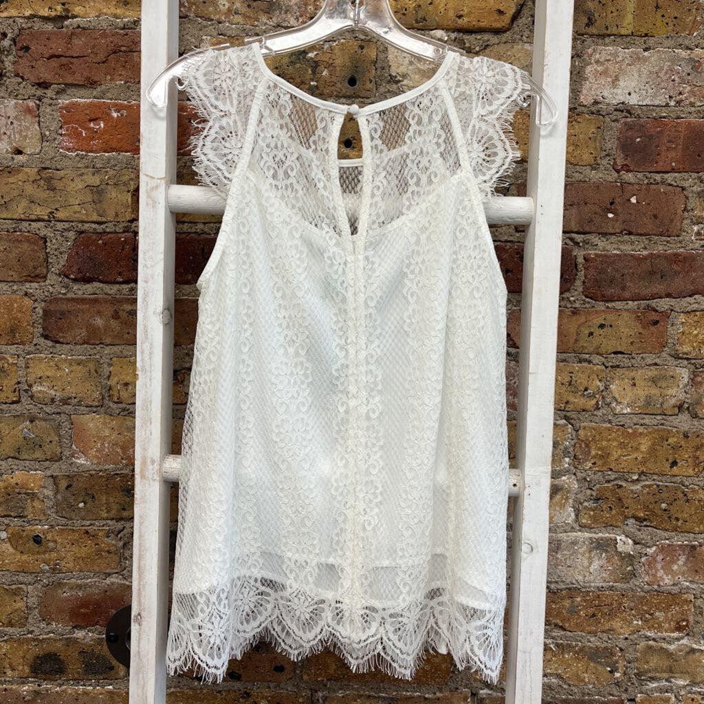 NWT Blouse Lace Cap Slv