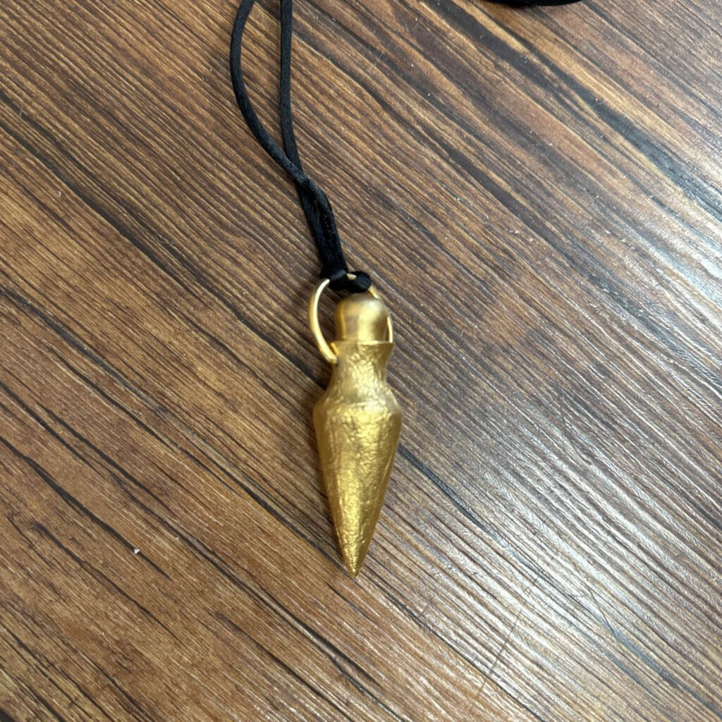 Adjustable Necklace Amphora