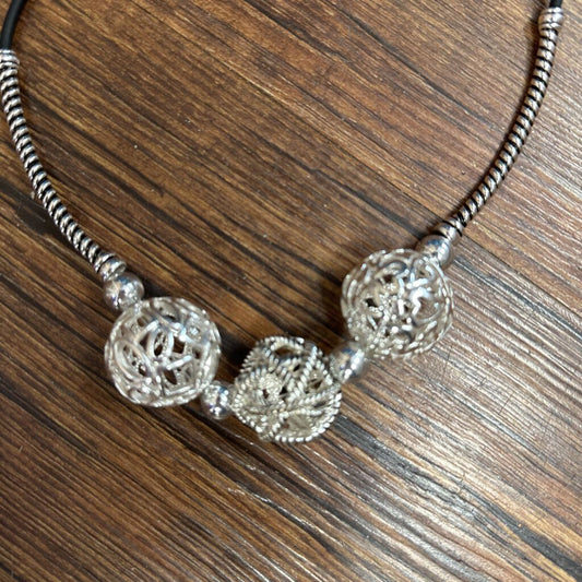 3 Ball Necklace