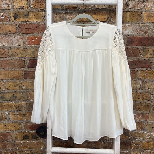 NWT Blouse LS Lace