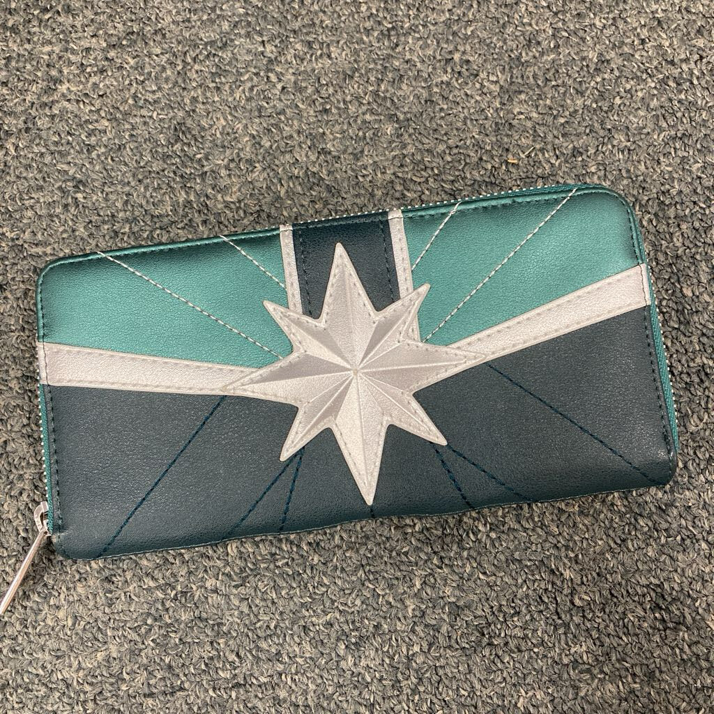 Wallet Captain Marvel
