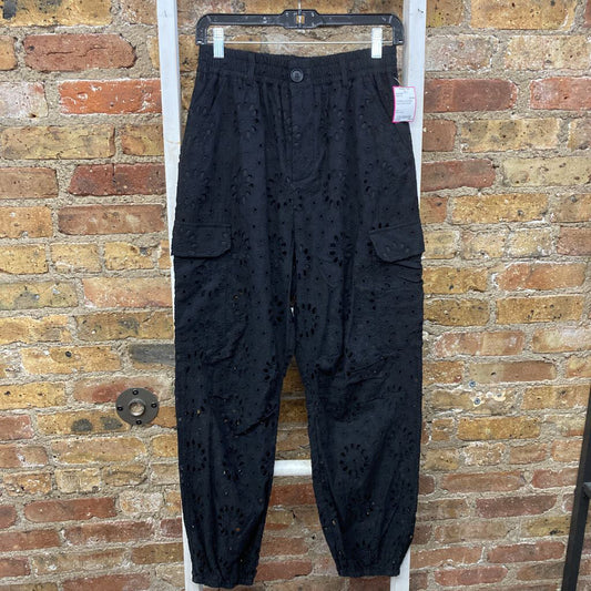 Pants Eyelet