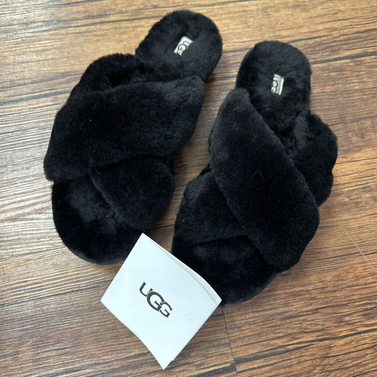 NEW Fuzzy Cross Slipper Sandals