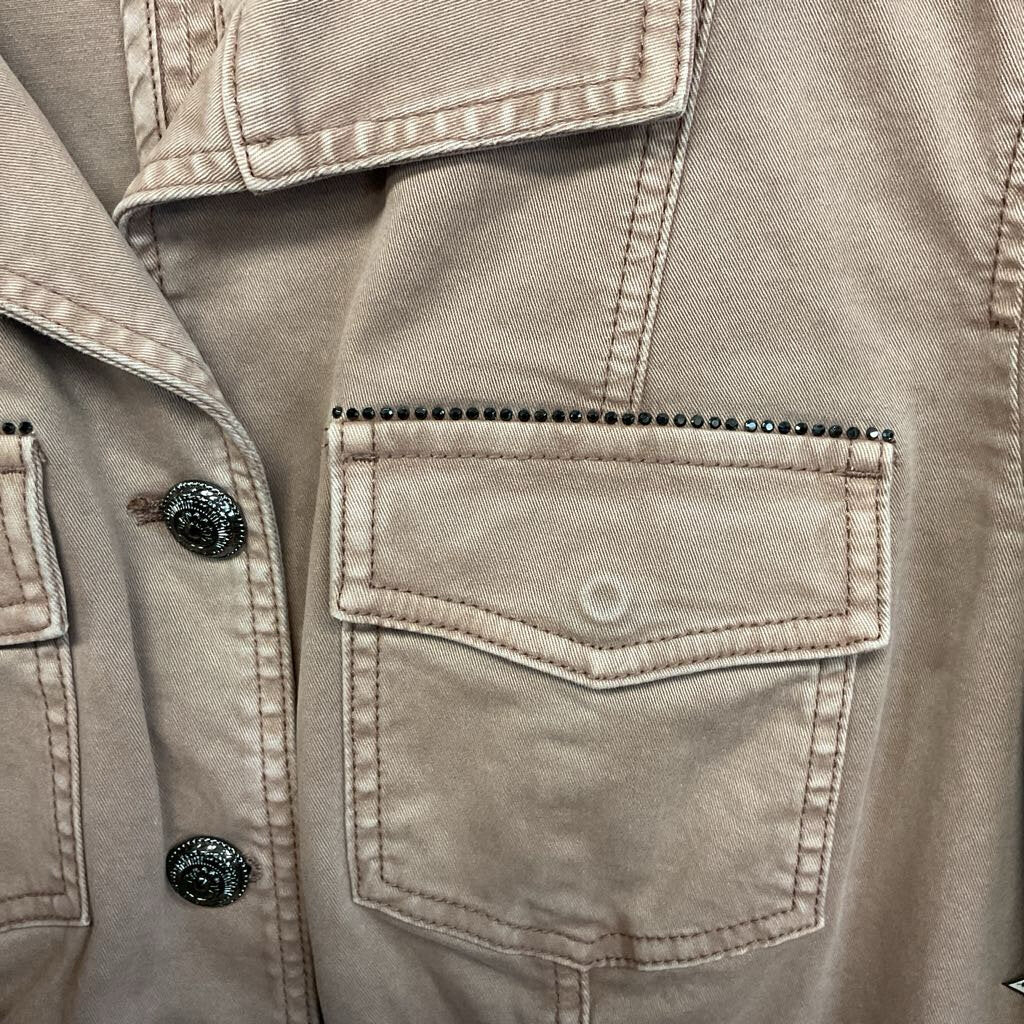 Jacket Bead Detail