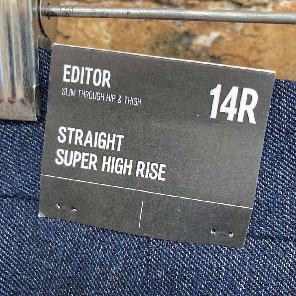 NWT High Rise Pull On Pants