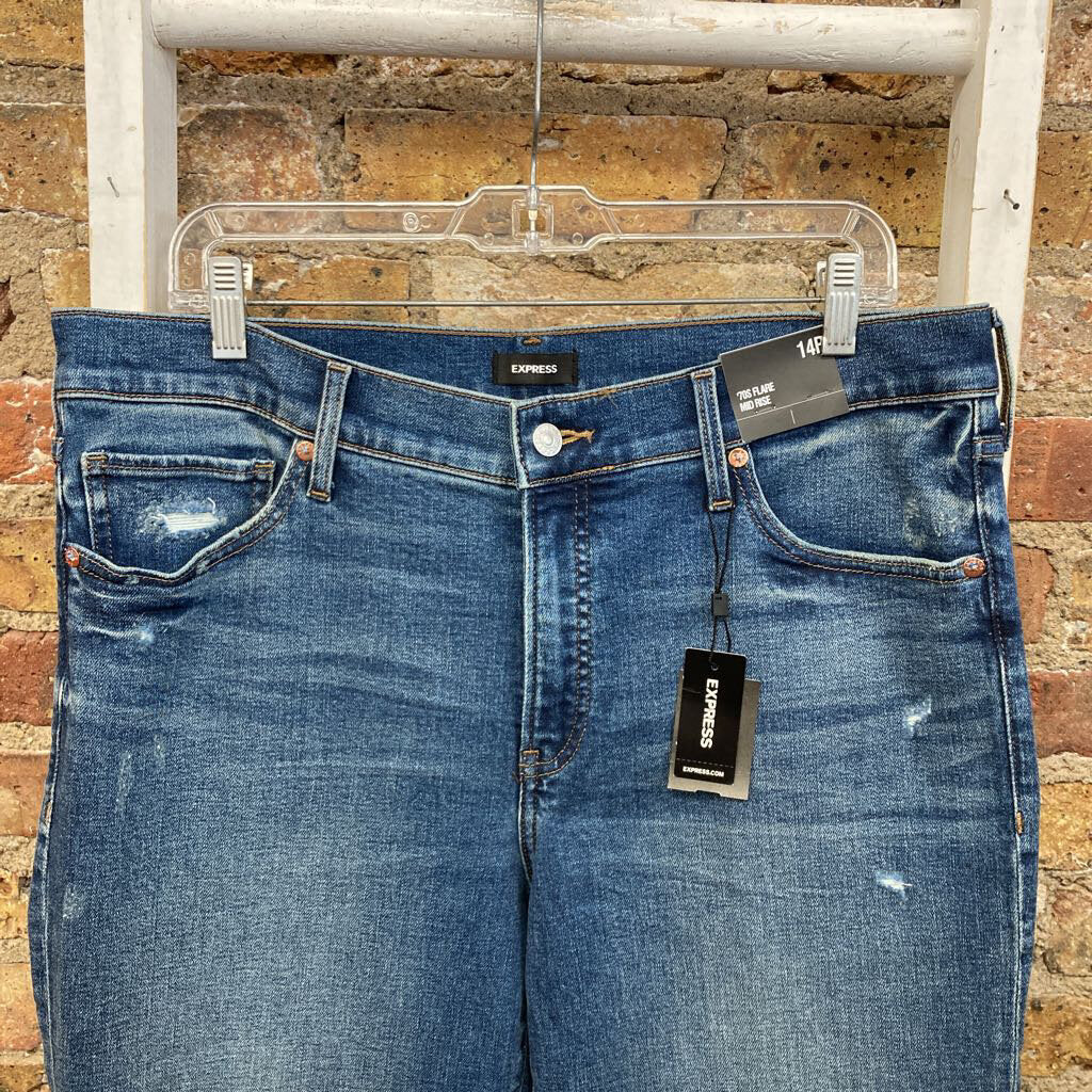 NWT Distressed Jeans