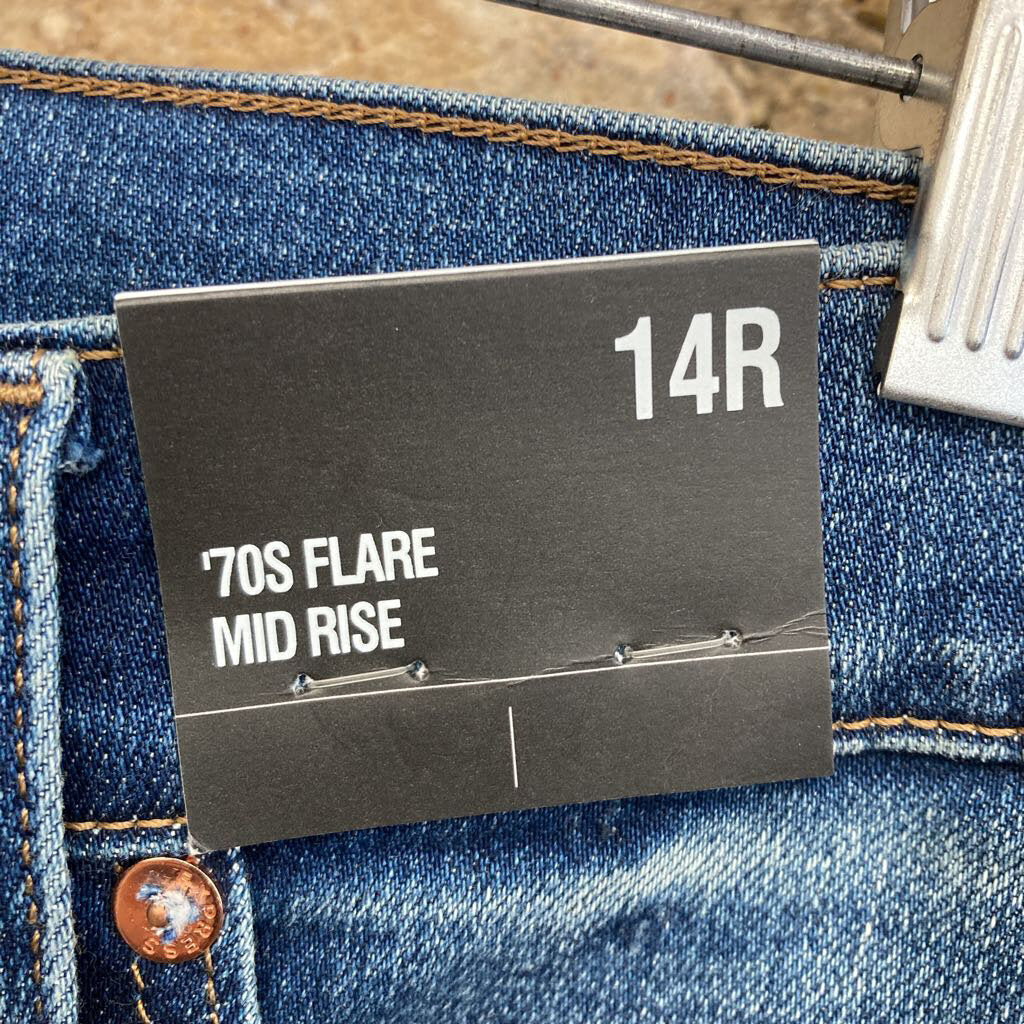 NWT Distressed Jeans