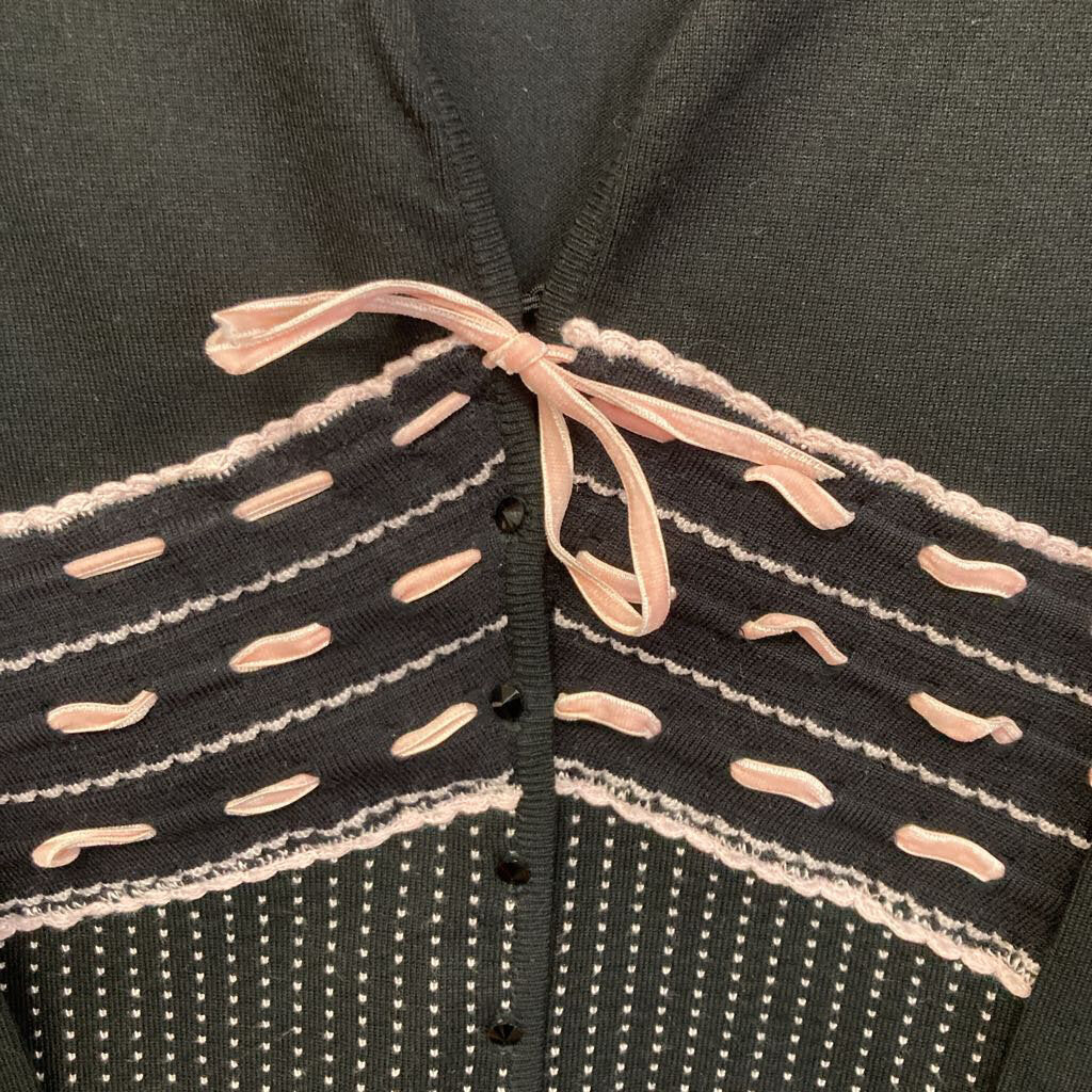 Cardigan Ribbon Detail