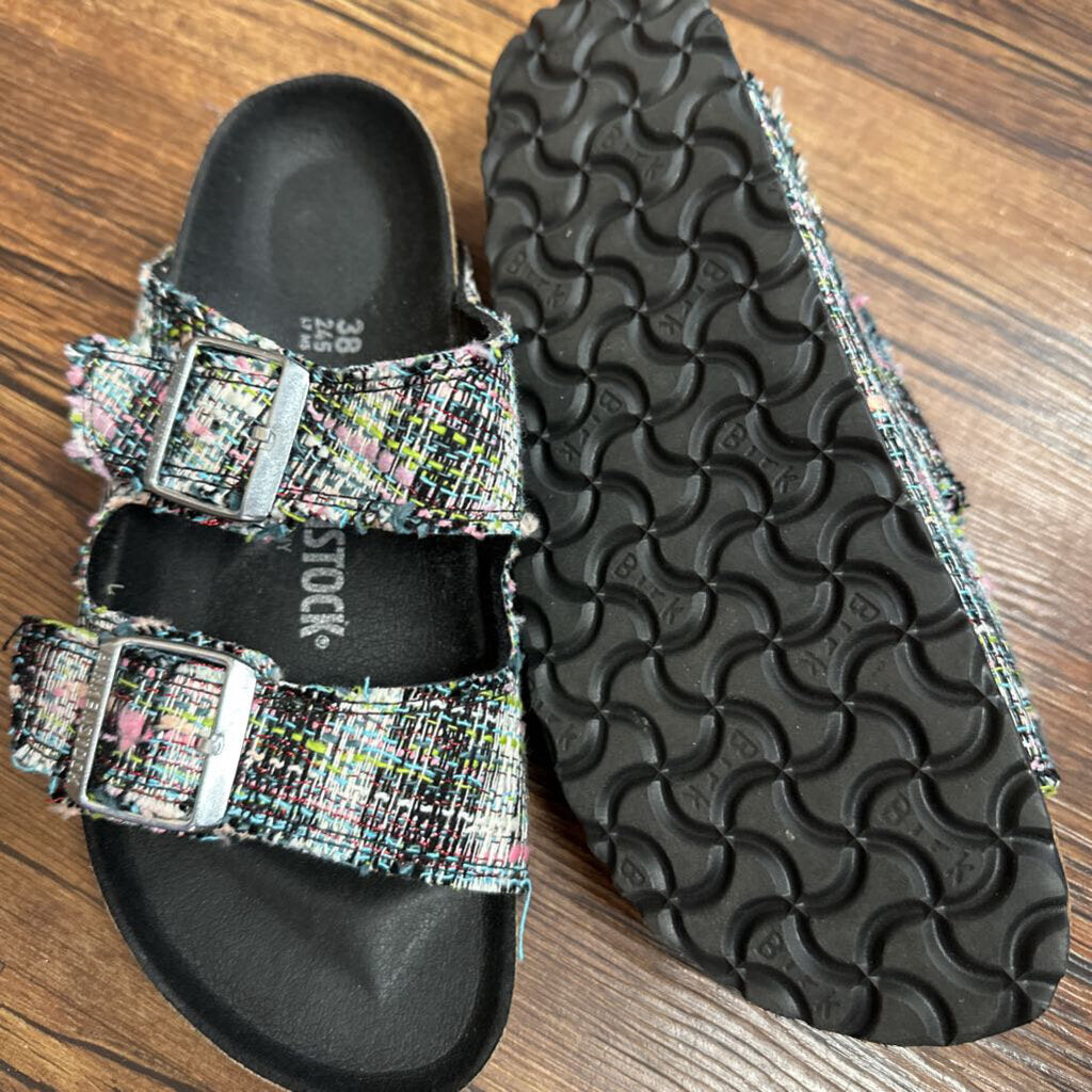 Slides Tweed