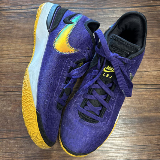 High Tops LBJ