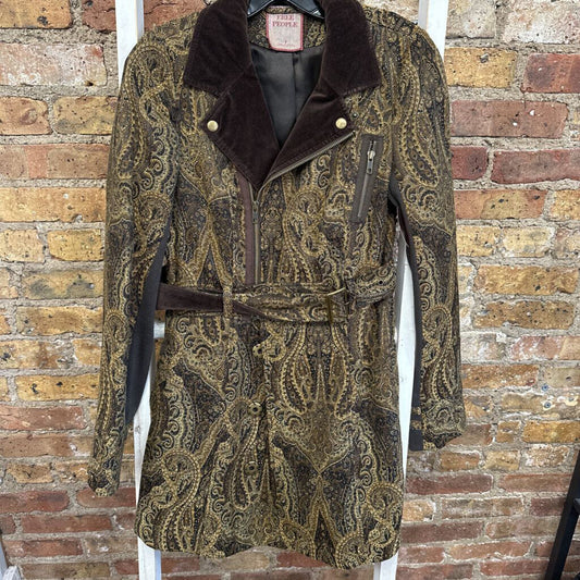 Jacket Paisley Belt