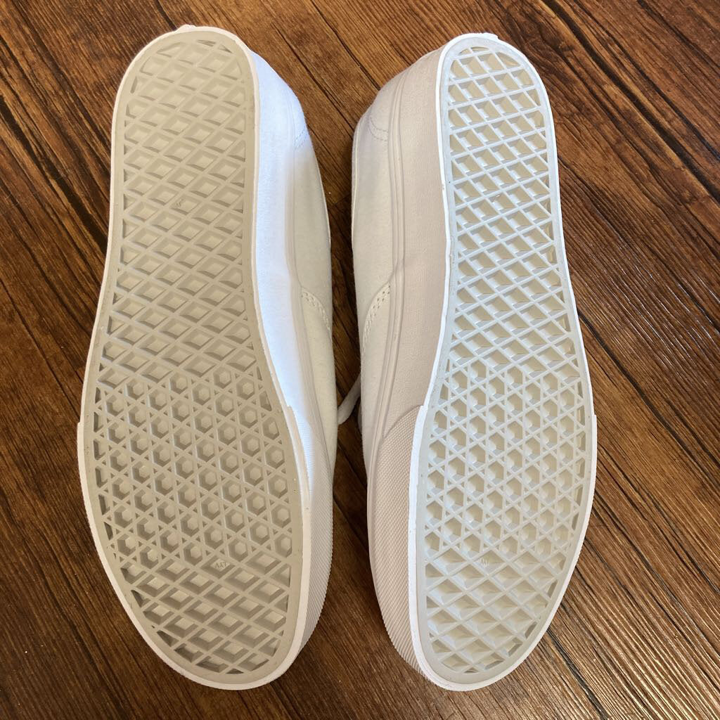 Canvas Lace Up Sneaker