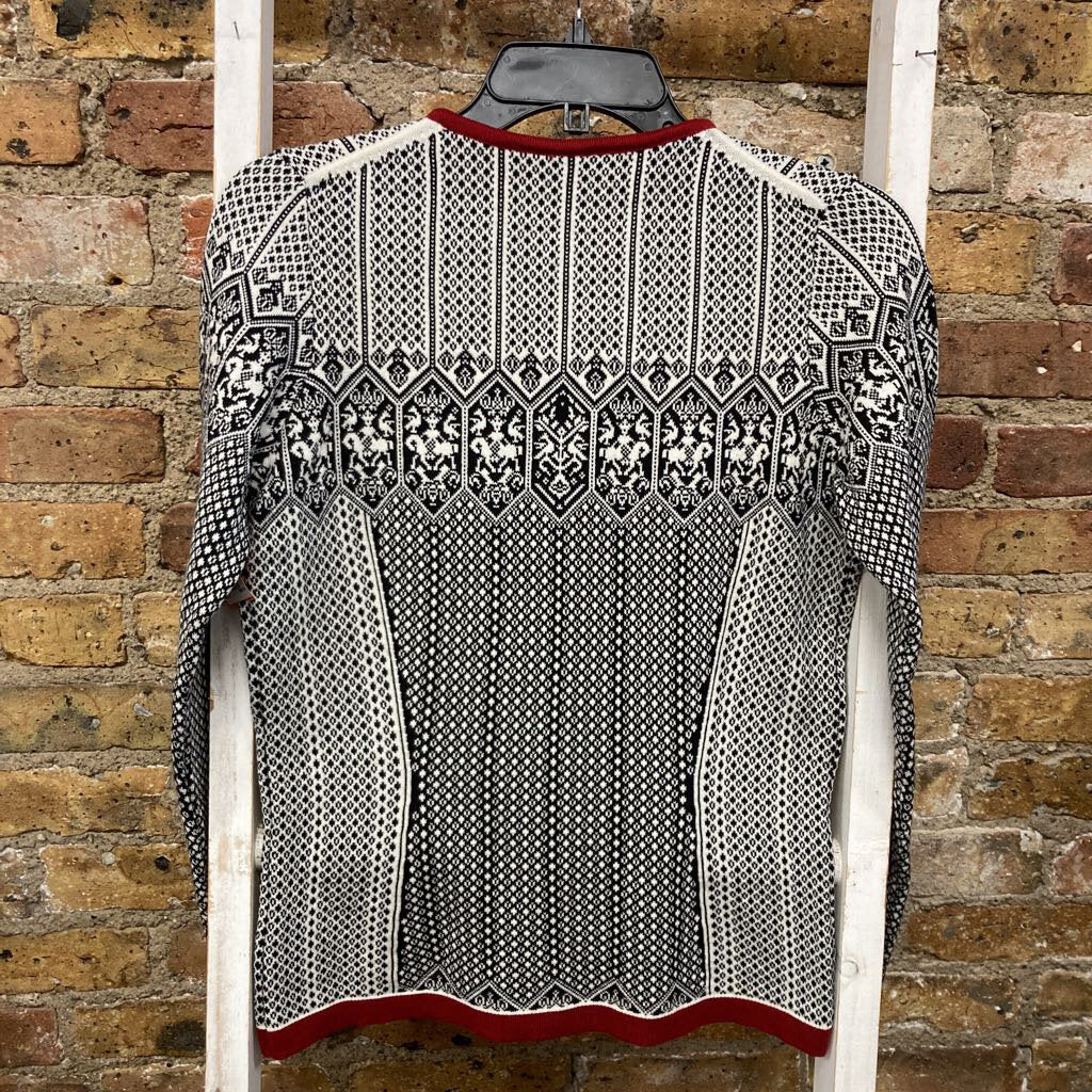 Sweater Zip Up