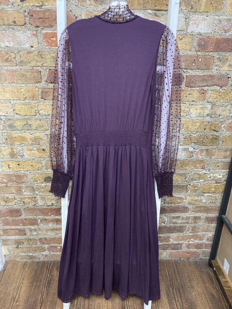 NWT Dress Tulle Slvs