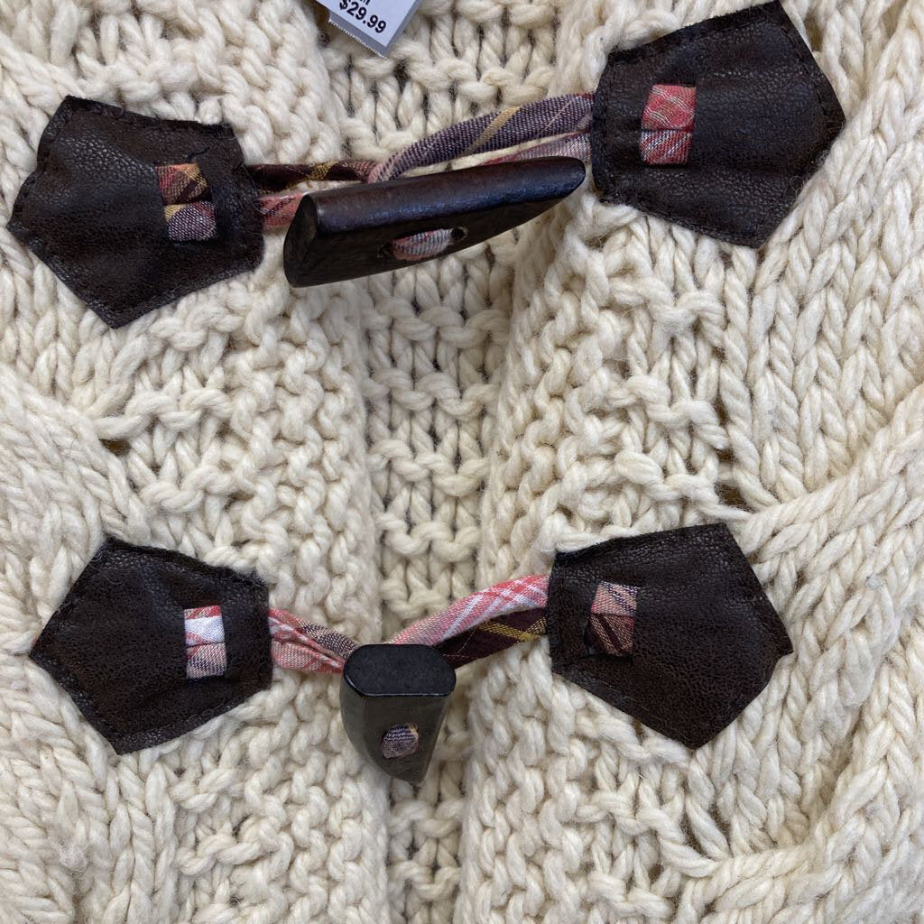 Chunky Knit Toggle Vest
