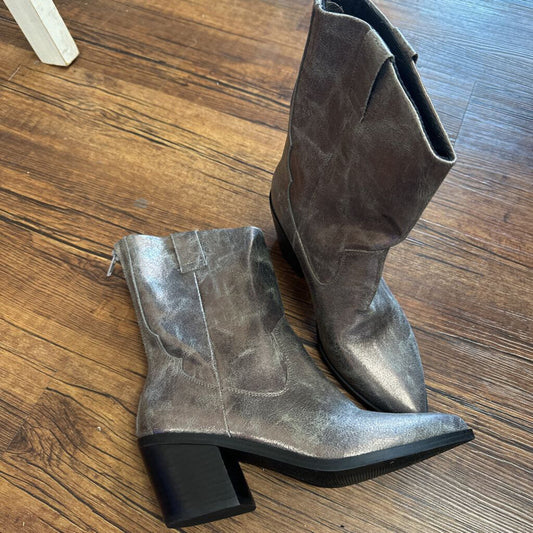 Booties Mid Calf