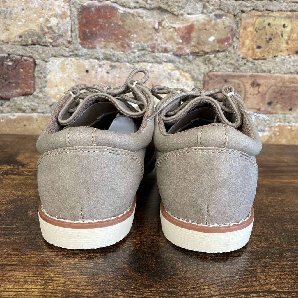 NWT Lace Up Shoes