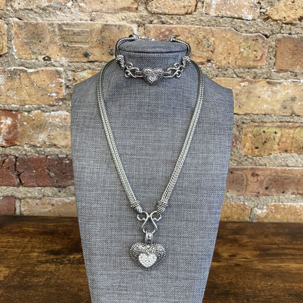 Necklace & Bracelet